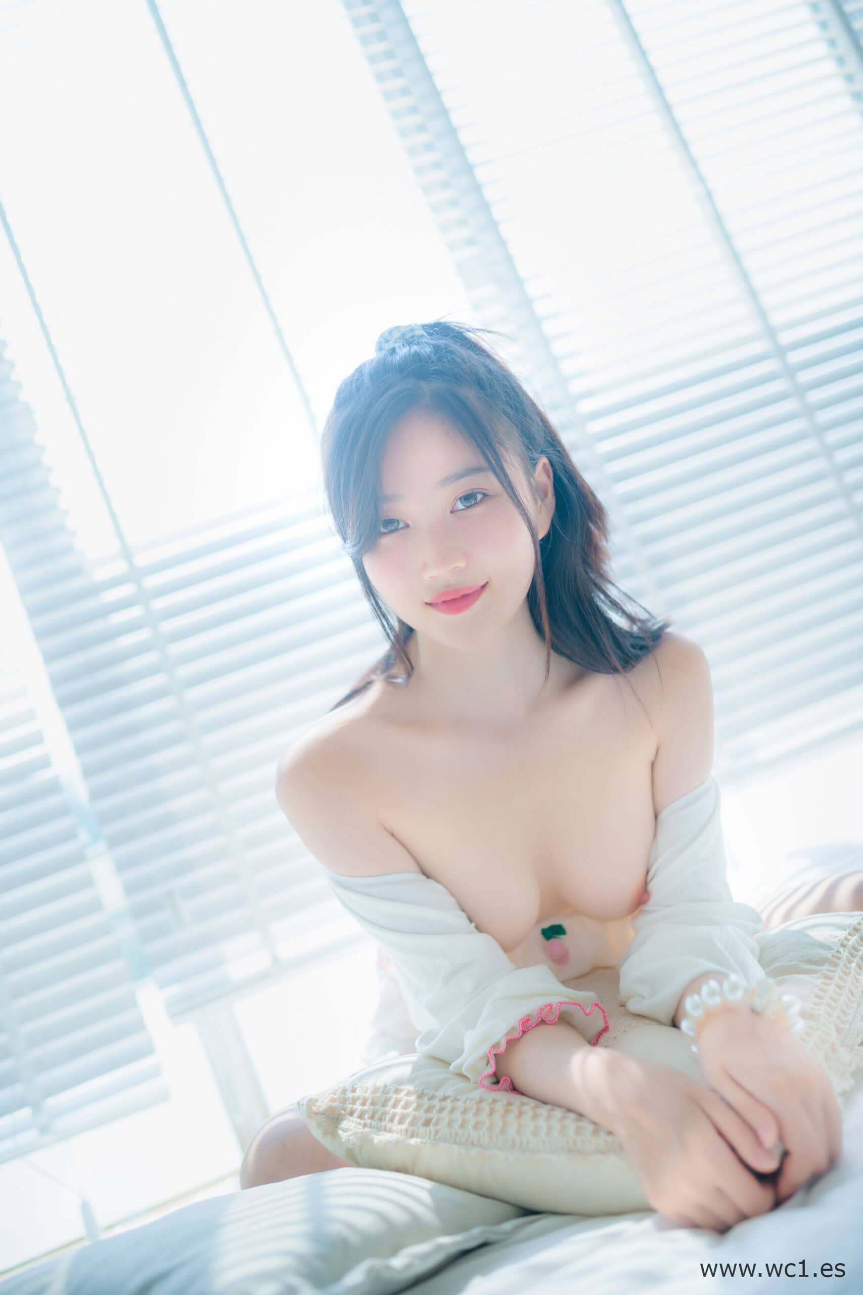年年《爱吃棒棒糖的少女》
